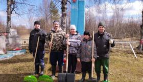 Наше учреждение из года в год продолжат работу по благоустройству и поддержанию в надлежащем состоянии закрепленных за нами воинских захоронений на территории Видлицкого поселения