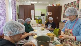 «Сегодня праздник у ребят..... Вы подумали, что будут танцы?