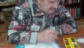 В библиотеке дома-интерната отметили Всемирный день смайлика